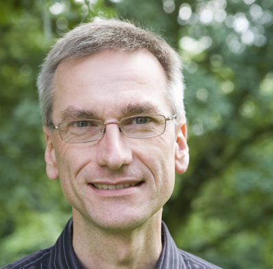 Dr. <b>Manfred Redelfs</b> leitet die Recherche-Abteilung von Greenpeace <b>...</b> - Bildschirmfoto-2014-07-30-um-13.29.54